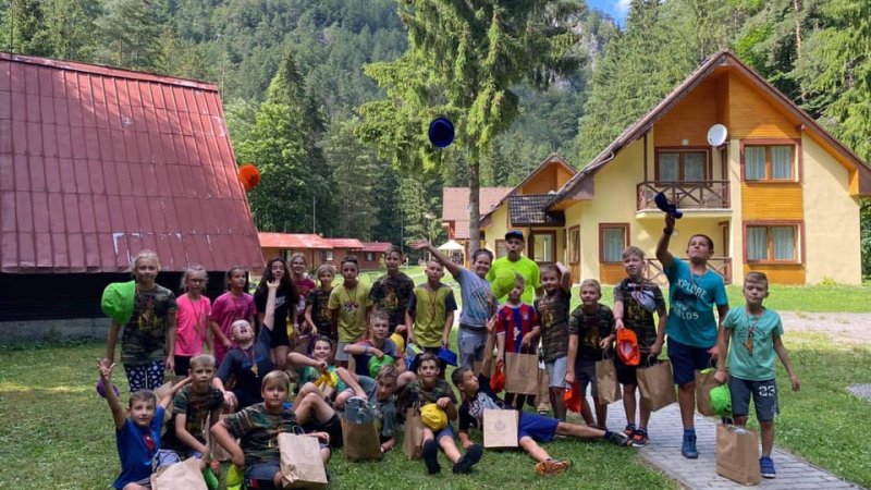 Deti na letnom tábore ActiveTeam pri športových aktivitách v Martine